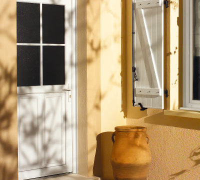 Menuiserie - nouvelle porte entrée en PVC blanc