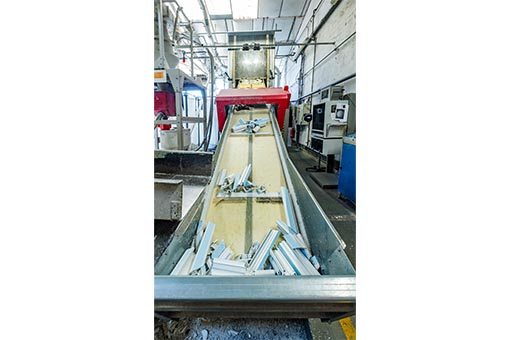 dechet-chute-pvc-recyclage-les-menuiseries-francaises